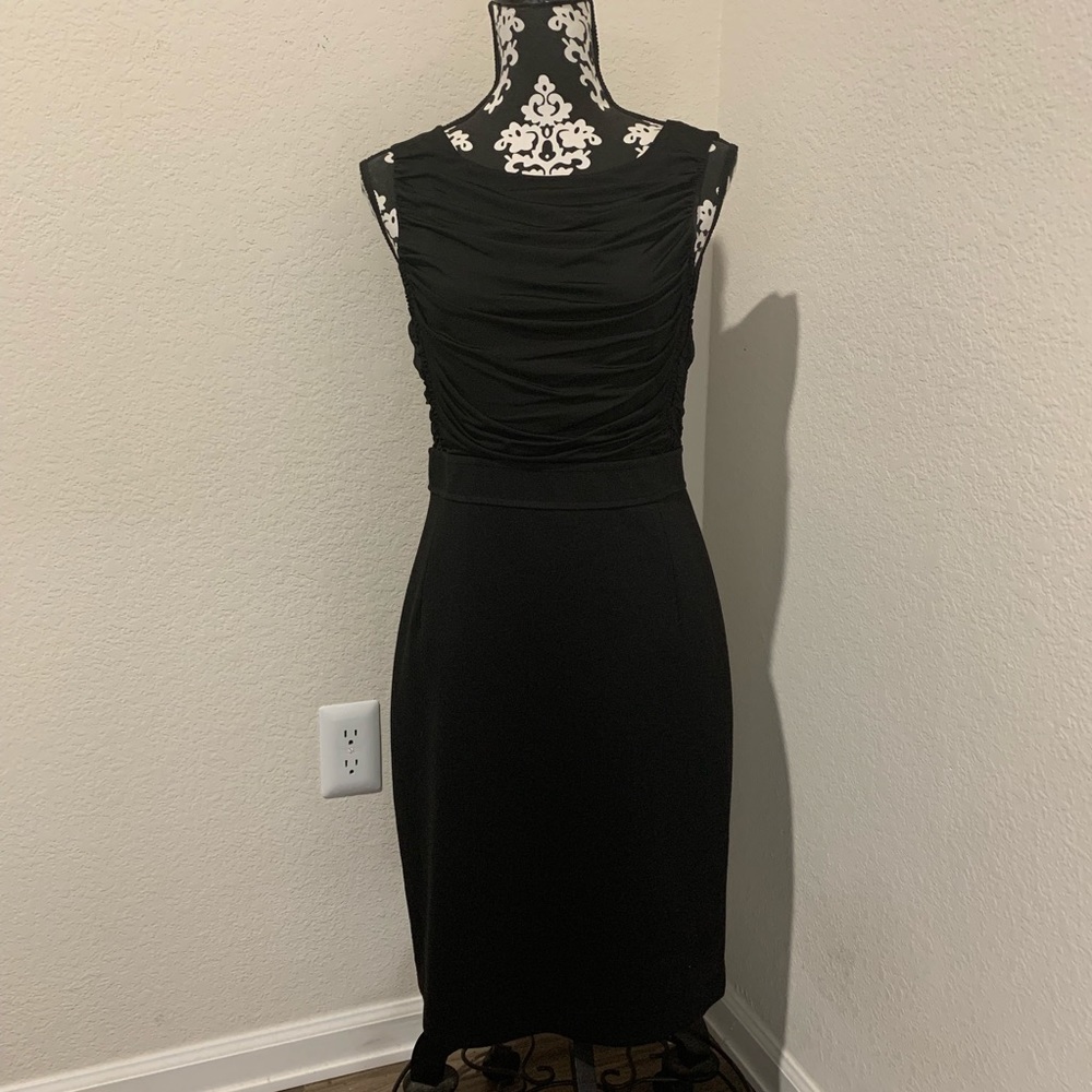 T Tahari stretchy ruched dress